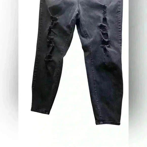 Torrid Sky High Skinny Premium Stretch Distressed High-Rise Jean Faded Black - Picture 4 of 9